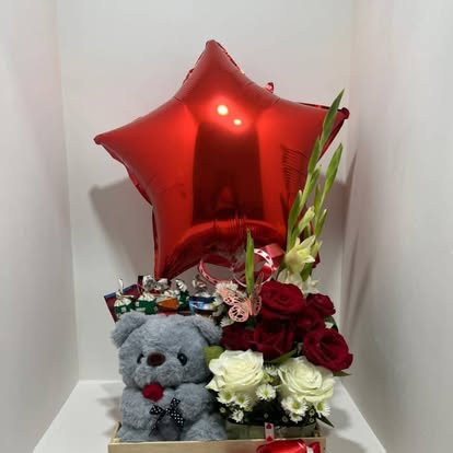 Flores y detalle de cumpleaños